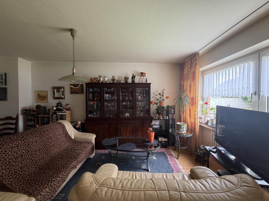 Wohn-/Esszimmer Etagenwohnung M�nchengladbach