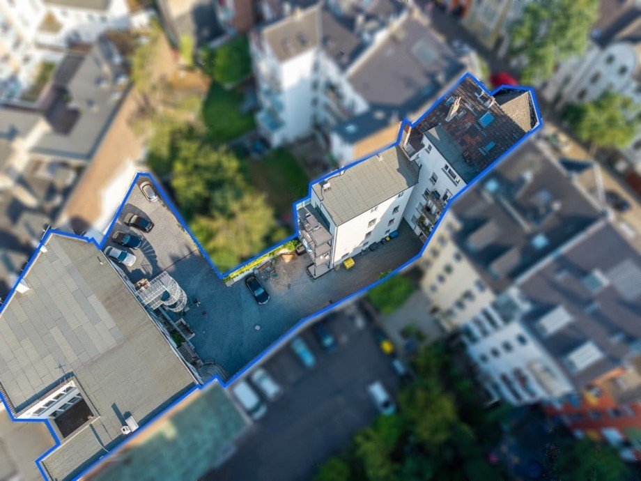 Drohnenansicht Wohn- / Gesch�ftshaus D�sseldorf