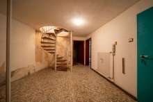 Keller Haus mit M�glichkeiten: 
Wohnen, Vermieten oder Mehrgenerationenkonzept