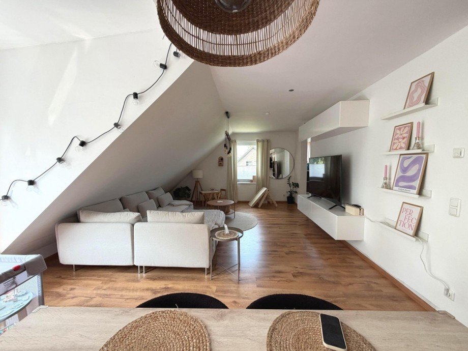 3396 Wohnzimmer Dachgeschosswohnung Kalkar