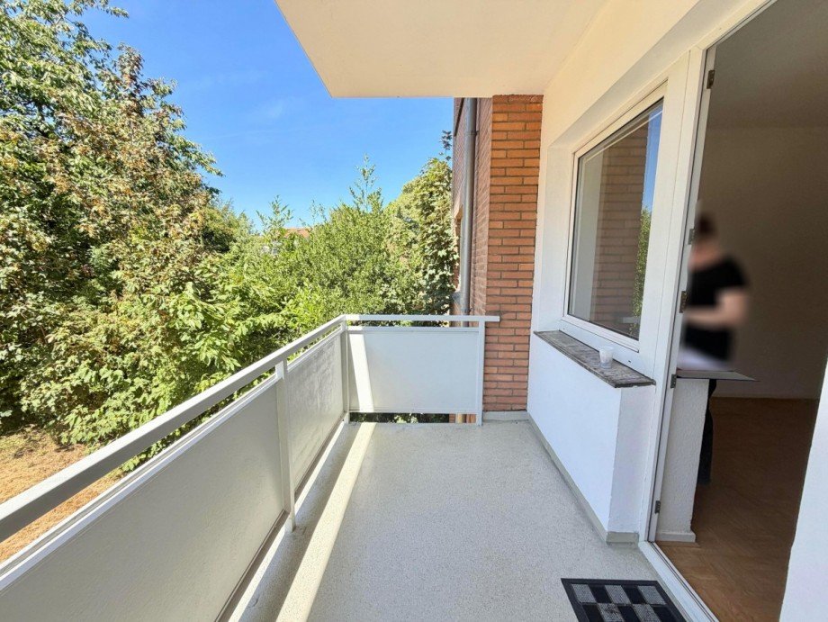 Balkon Mehrfamilienhaus M�nchengladbach