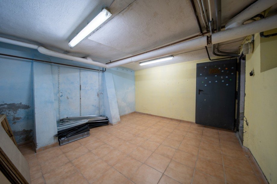 Keller Doppelhaush�lfte Kleve