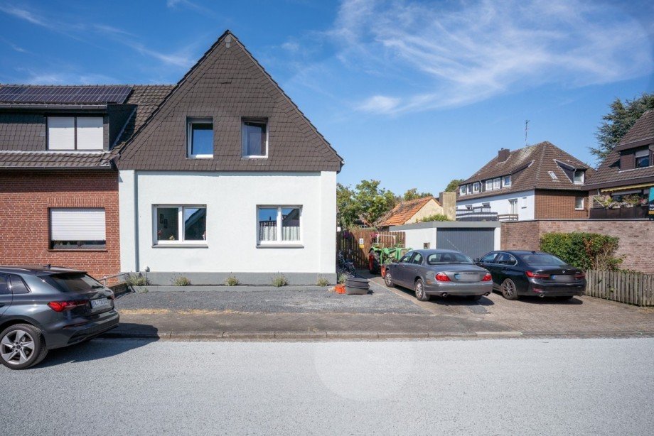 Au�enansicht Doppelhaush�lfte Kleve