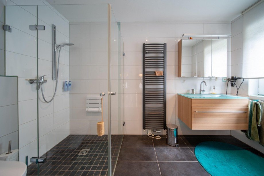 Badezimmer EG Einfamilienhaus Kranenburg