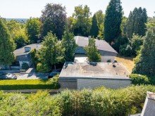 Au�enansicht Architekten-Bungalow: 311 qm, Indoorpool und 1.723 qm Grundst�ck in Kleve-Materborn