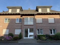 Hauptbild Helle 3-Zimmer-Dachgeschosswohnung in Kleve - 72 m² mit Balkon, Stellplatz und toller Aussicht