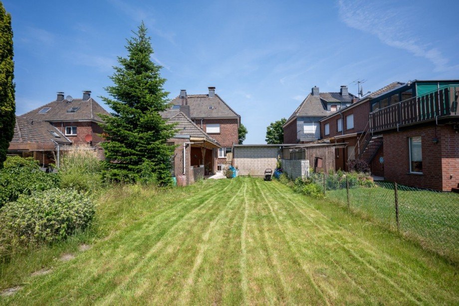 Gartenansicht Doppelhaush�lfte Rheinberg