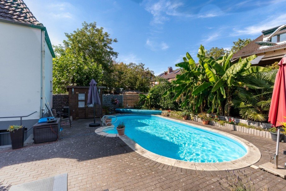 Pool Doppelhaush�lfte Kleve