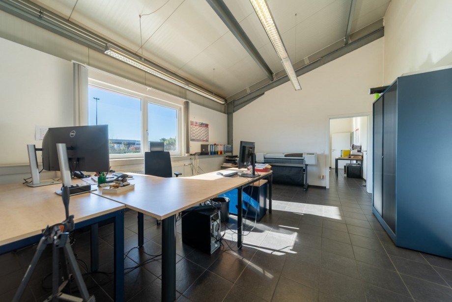 B�roraum II Halle Kleve