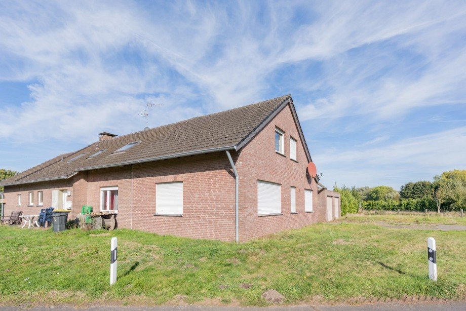 Hausseite S�d/West Einfamilienhaus Kranenburg