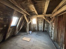 Dachboden Denkmalgesch�tzte Kapitalanlage in Erfurt: