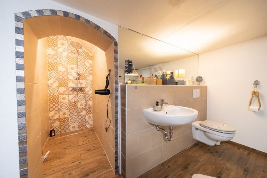 Badezimmer 2 B�rohaus Kleve