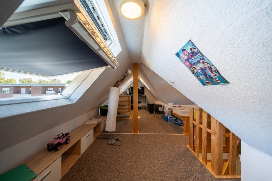 Dachgeschoss Doppelhaush�lfte Kleve