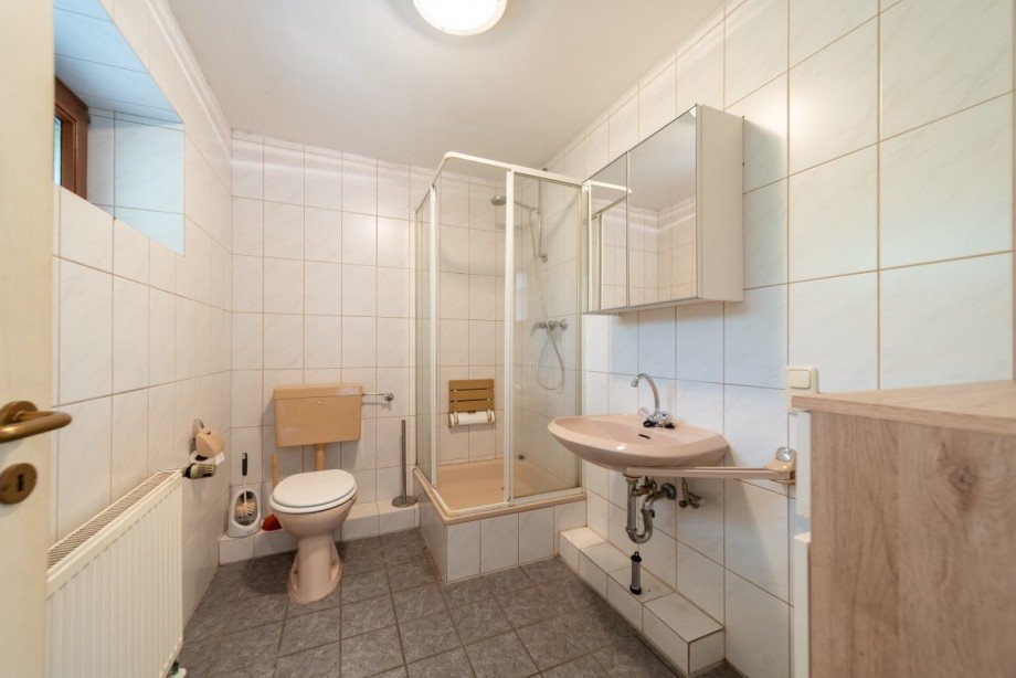 Badezimmer Souterrain Einfamilienhaus Rees